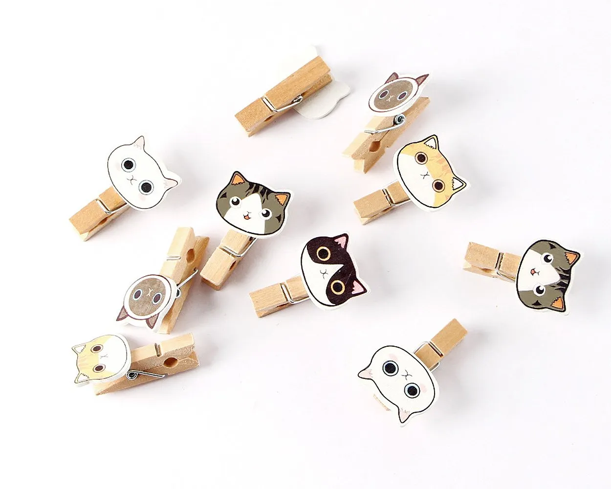 10 Pieces Cartoon Cat Photo Clip with String