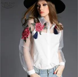 2015 new spring and summer blouse blusa embroidered flowers organza long-sleeved white shirt Black and white women tops 606B 28