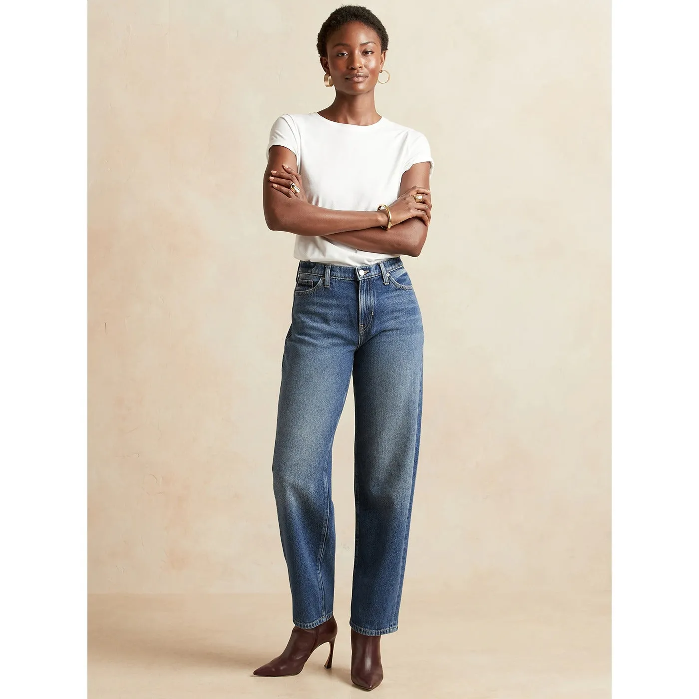 BR Barrel Mom High Jeans