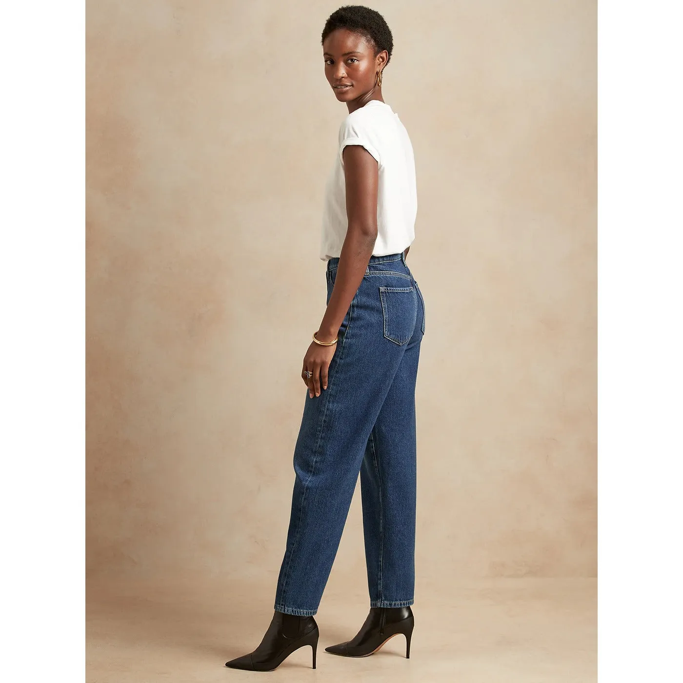 BR High Rise Barrel Dark Jeans