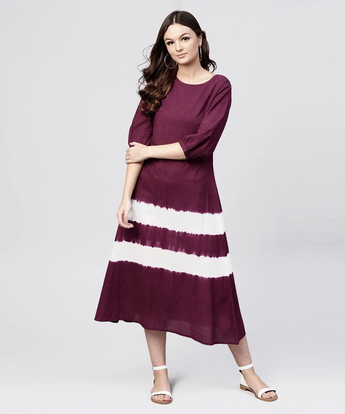 Burgundy Tie And Dye Maxi Dress With Round Neck And 3/4 Sleeves