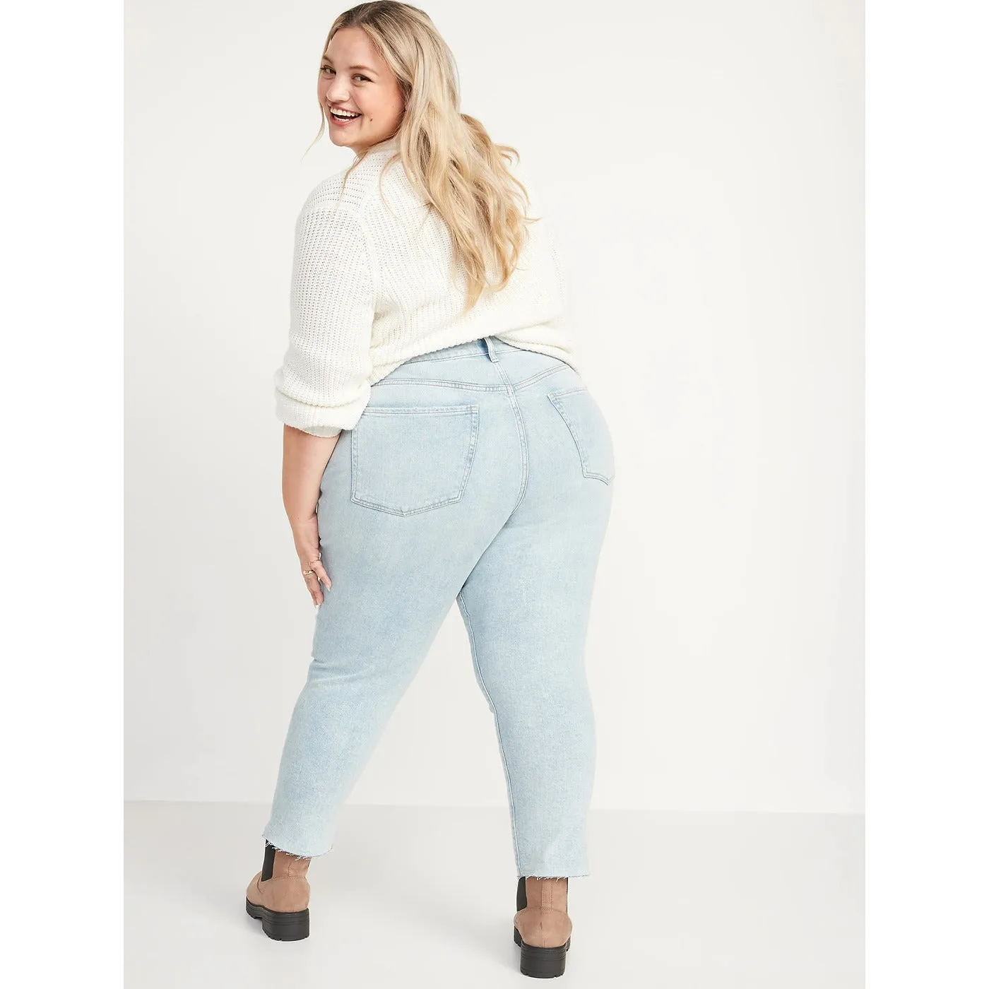 Curvy High-Waisted Straight Ripped Jeans