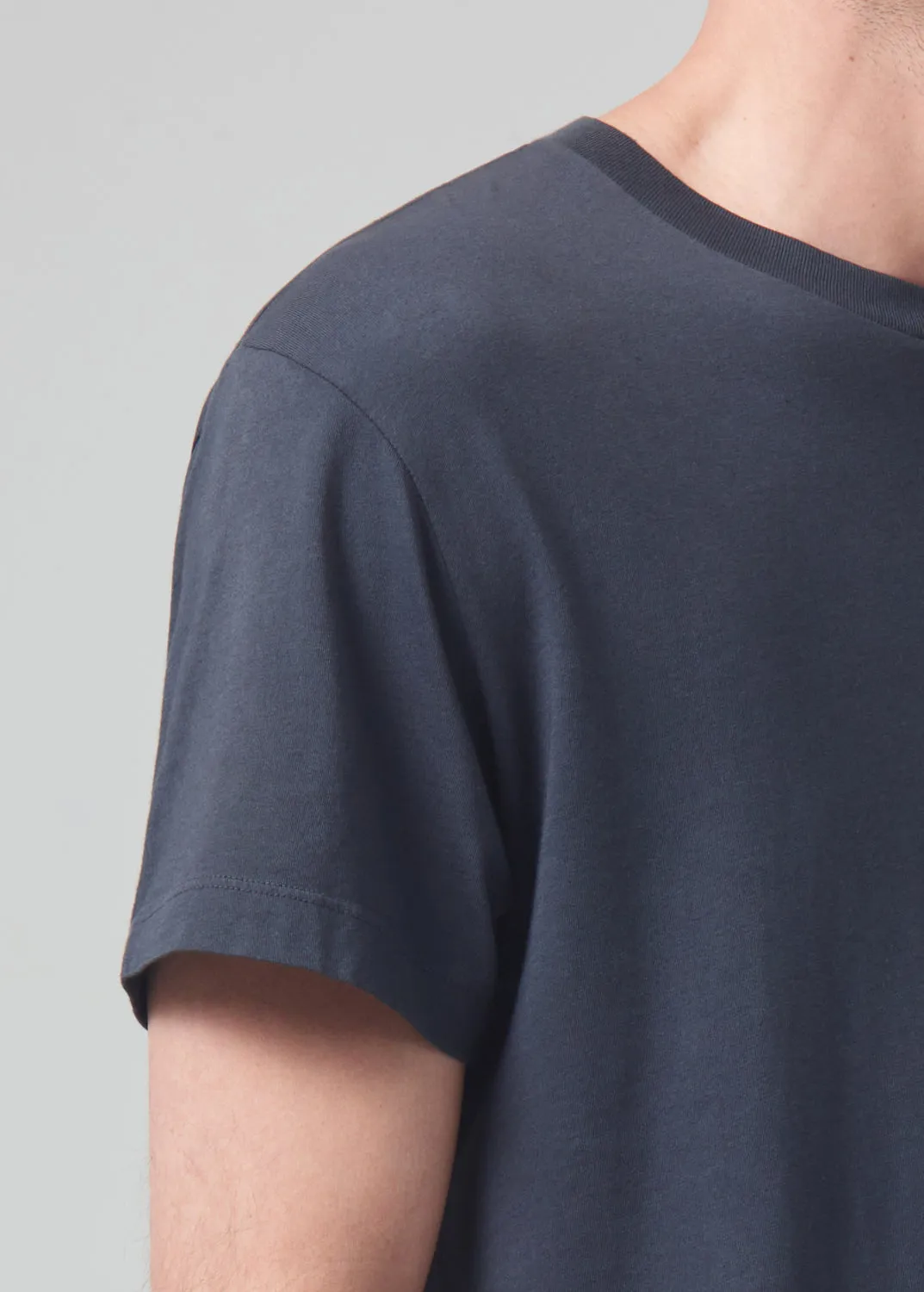 Everyday Short Sleeve Tee in Charred Cedar