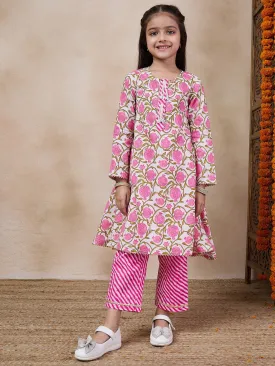 Girls Floral Printed Regular Kurta With Trousers