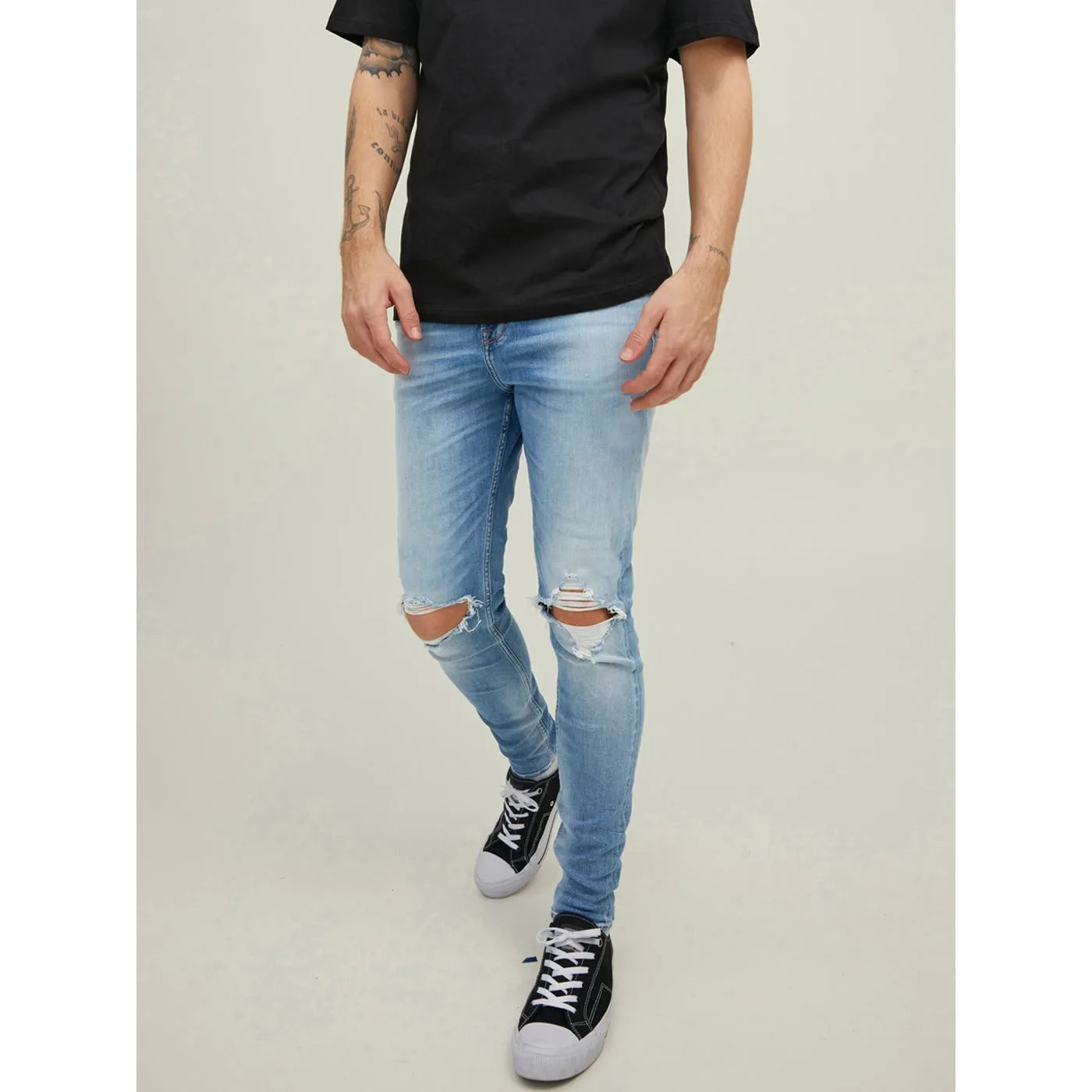 JJ Light Blue Ripped Jeans