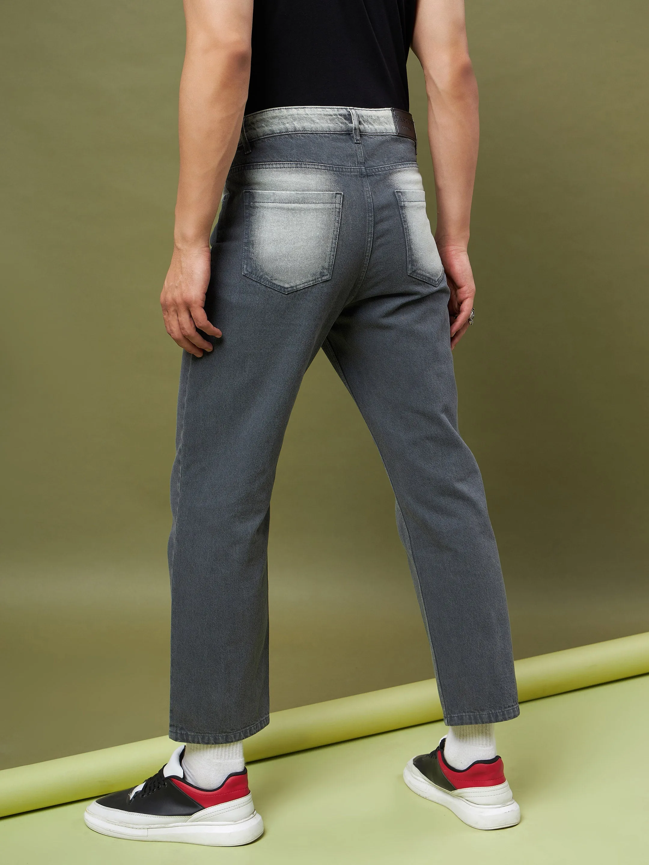 Men Charcoal Grey Relax Fit Jeans