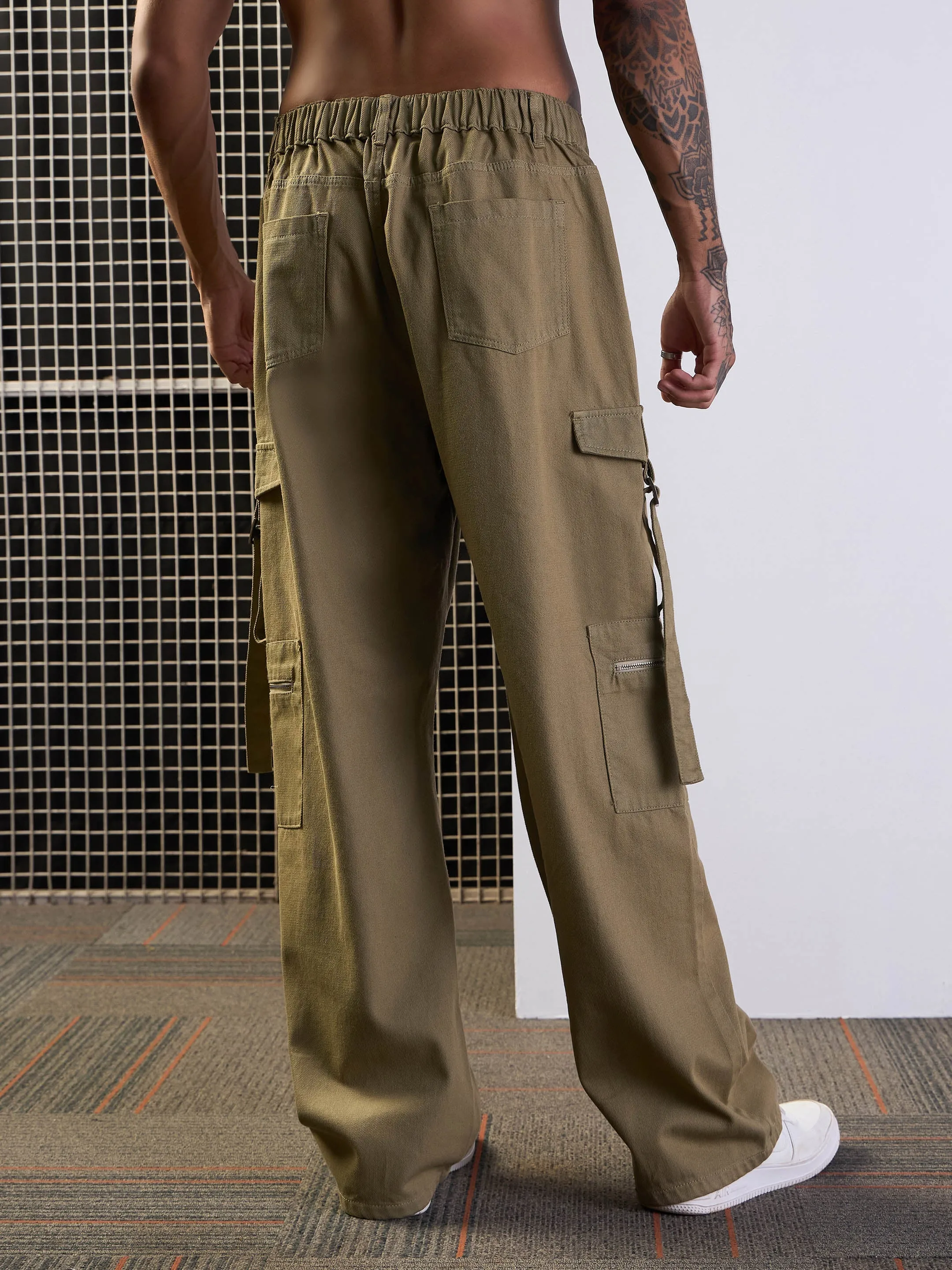 Men Olive Side Pocket Baggy Cargo Jeans