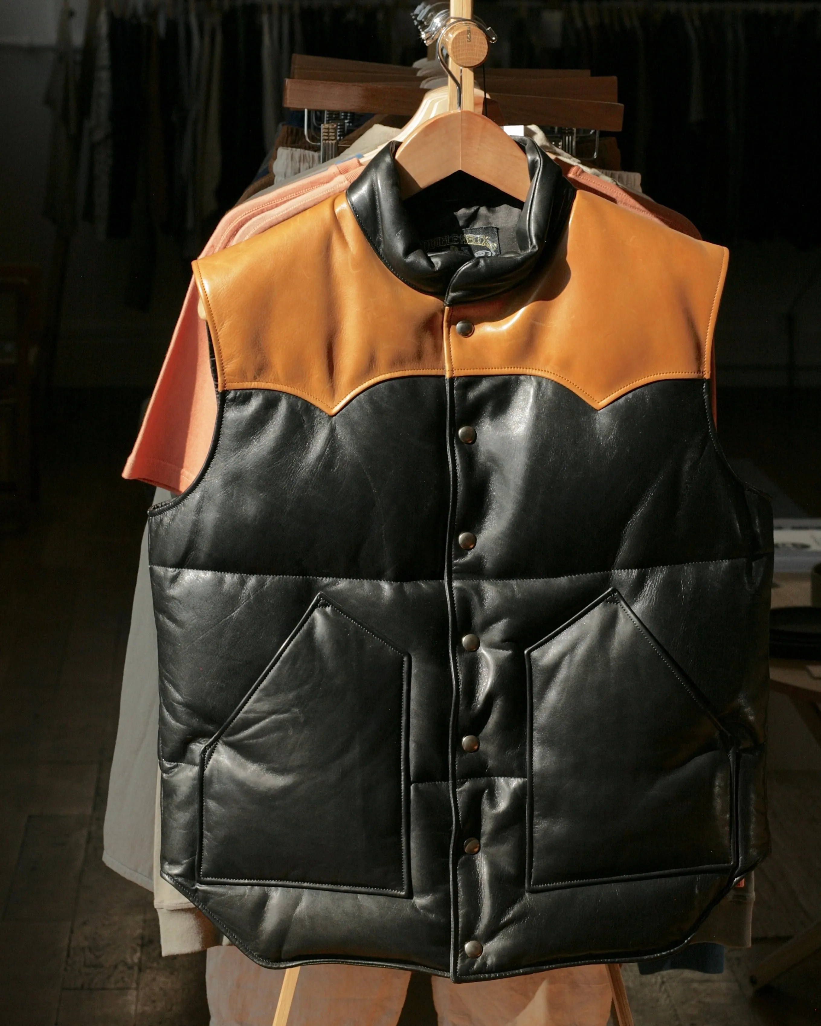 Old Toy Vest (SC) Caramel - Pony & Tea-Core Horsehide