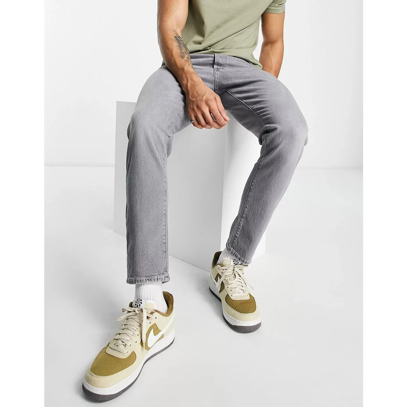 SM Grey Slim Tapered Jeans