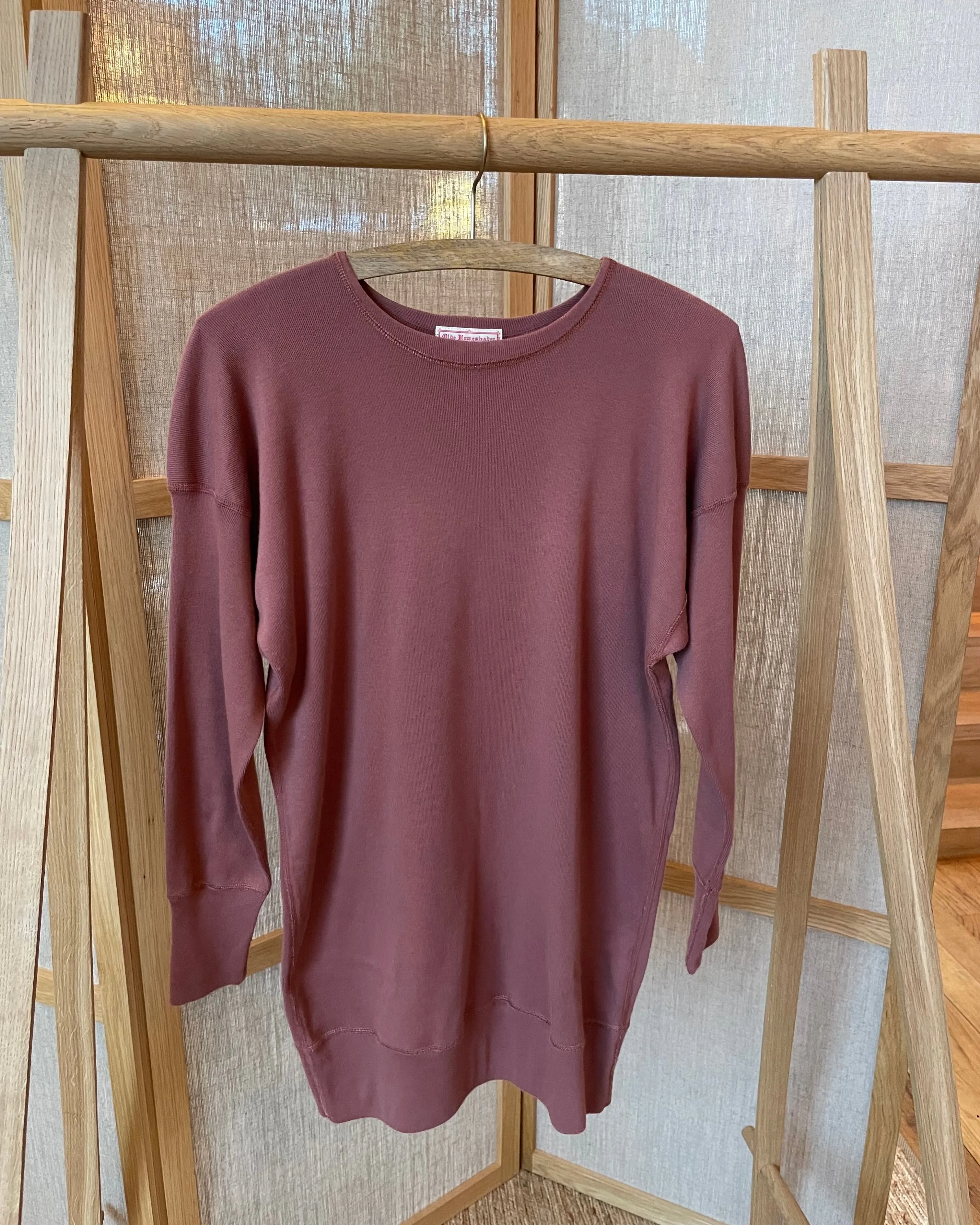 US006 Crew Neck Long Sleeve Sweat Shirt in Rosewood