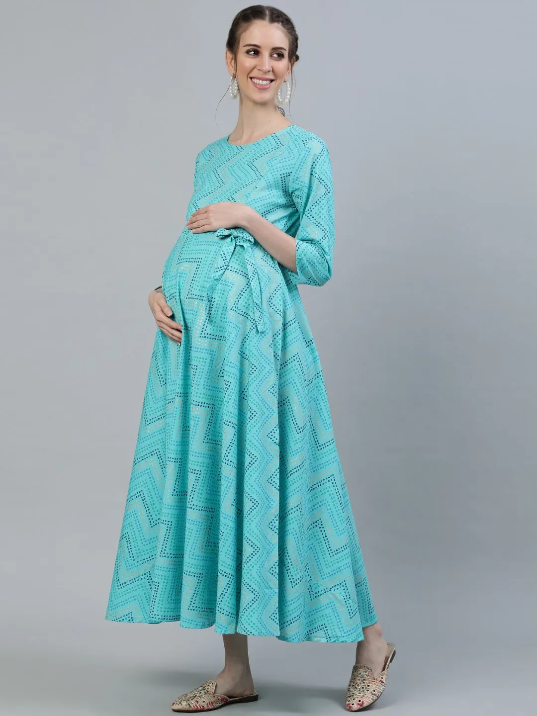 Women Blue Printed Maternity Dress With Three Quarter Sleeves