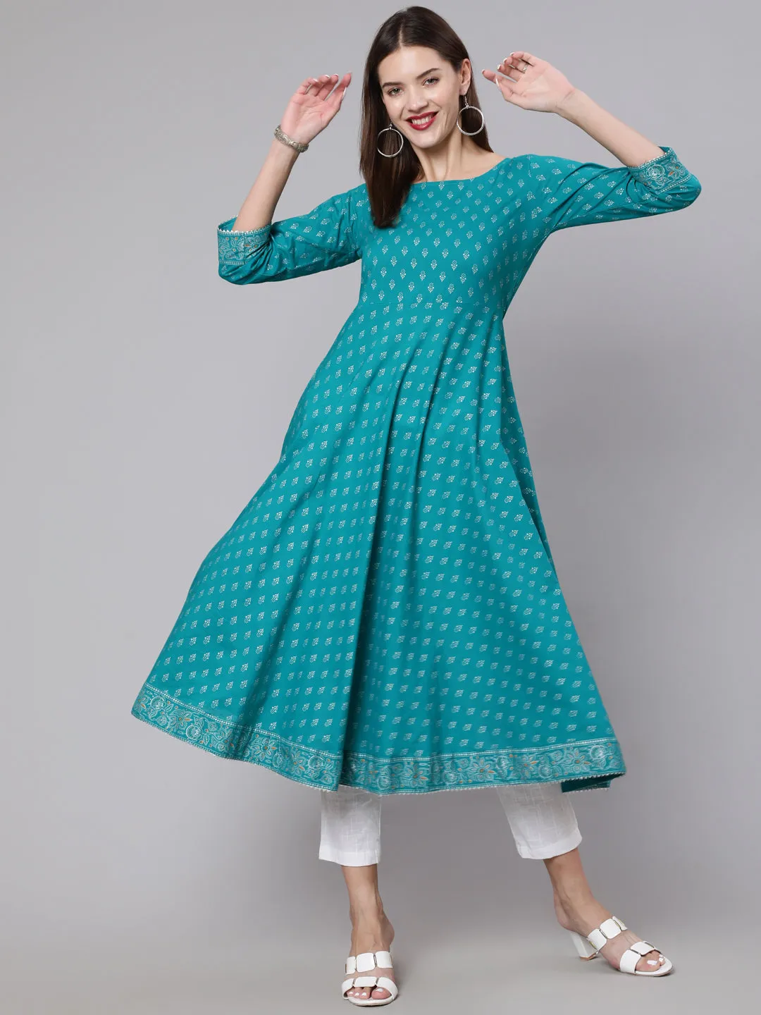 Women Green Ethnic Printed Dress With Three Quarter Sleeves