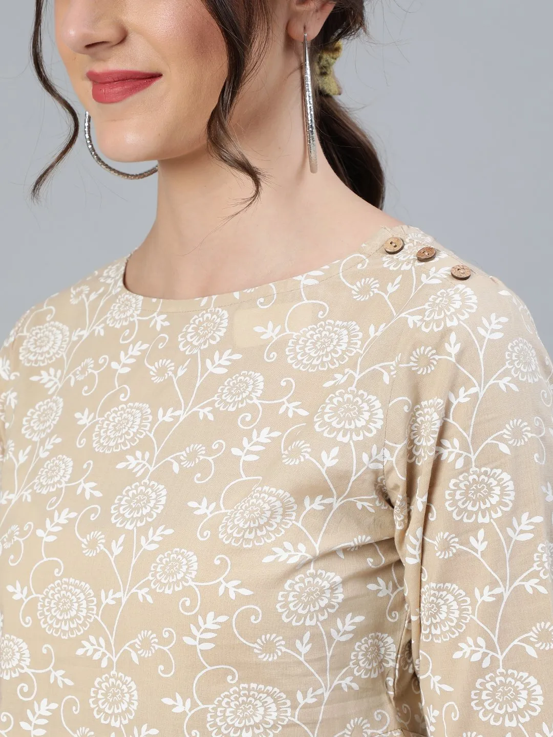 Womenbeige & Off-White Floral Printed Top With Round Neck & Three Quarter Sleeves